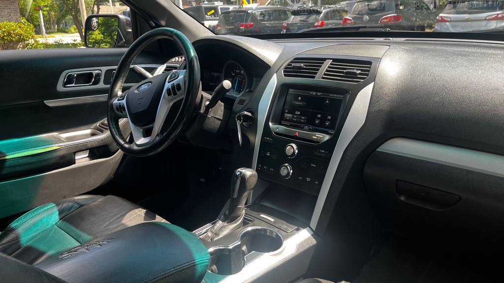 2014 Ford Explorer Image 46