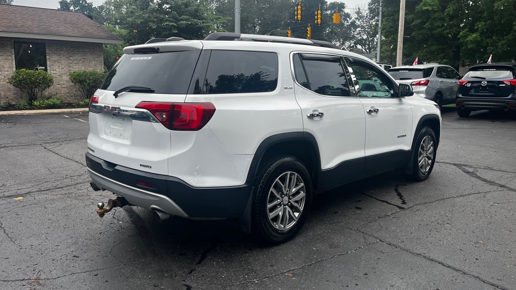 2019 GMC Acadia Image 8