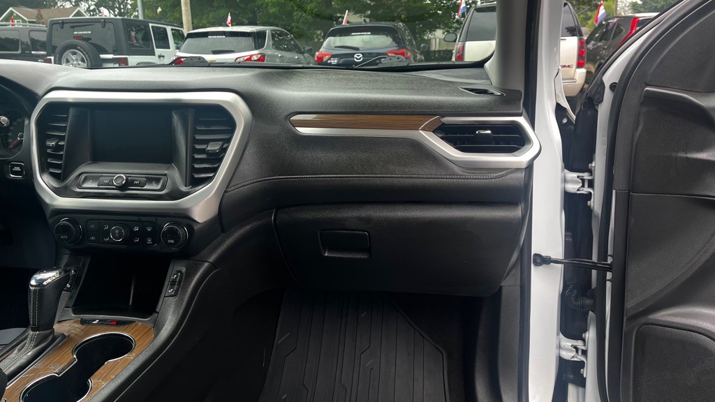 2019 GMC Acadia Image 35