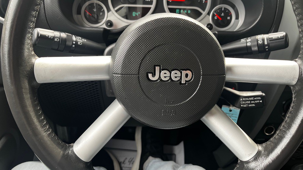 2010 Jeep Wrangler Unlimited Image 18