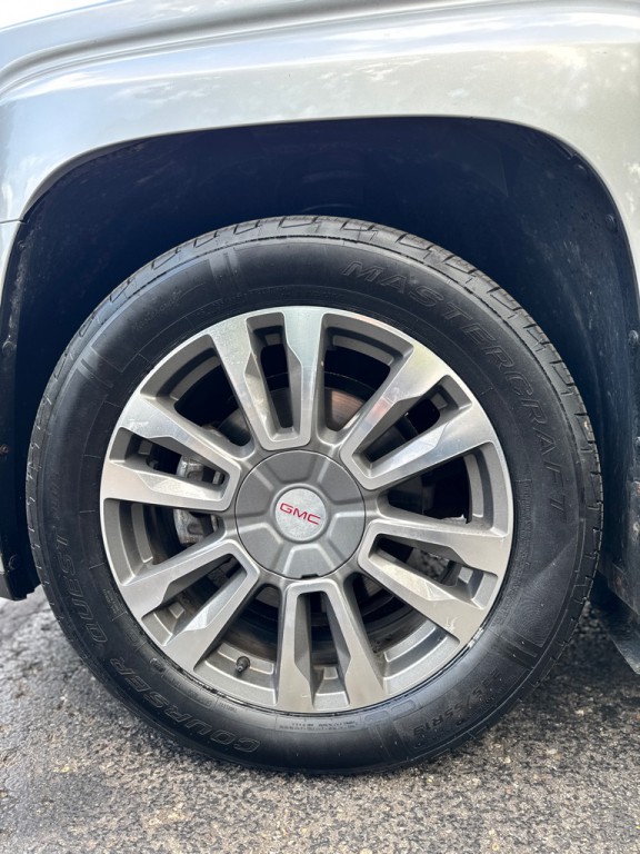 2017 GMC Terrain Image 13