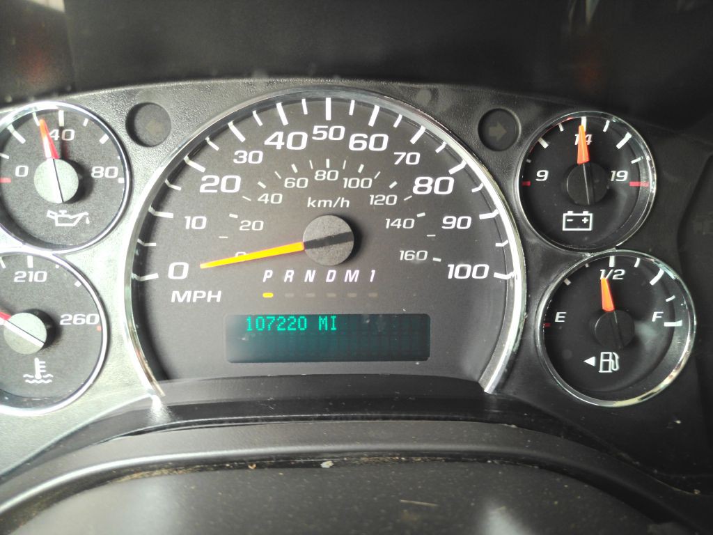 2015 Chevrolet Express Image 16