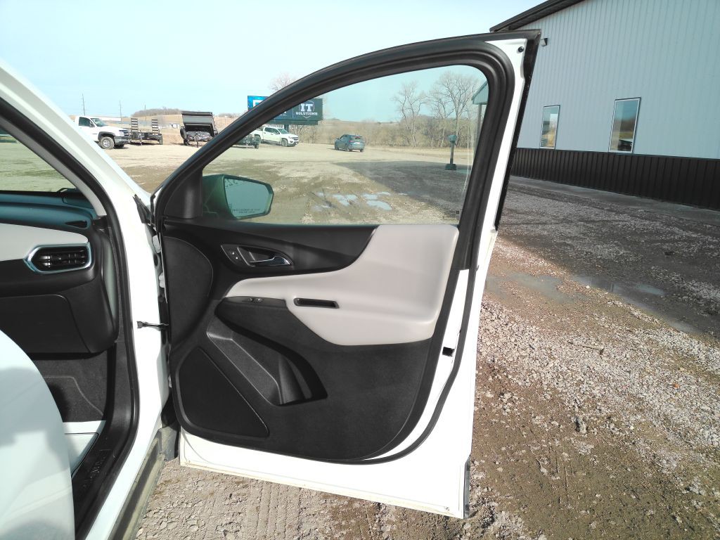2019 Chevrolet Equinox Image 11
