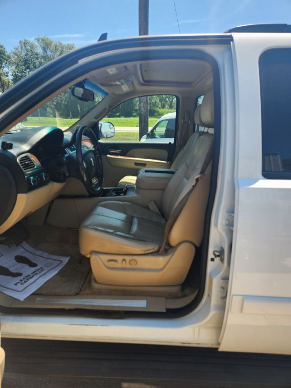 2007 Chevrolet Tahoe Image 9