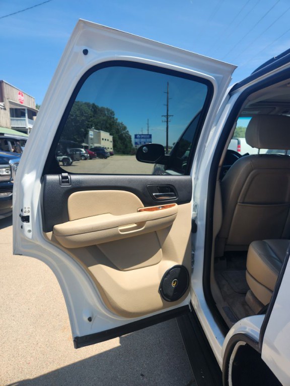 2007 Chevrolet Tahoe Image 10
