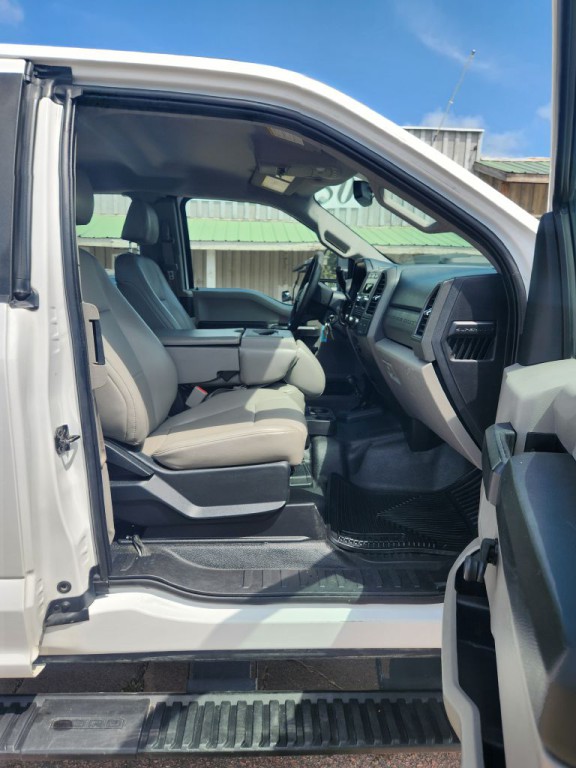 2017 Ford F-350 Image 14