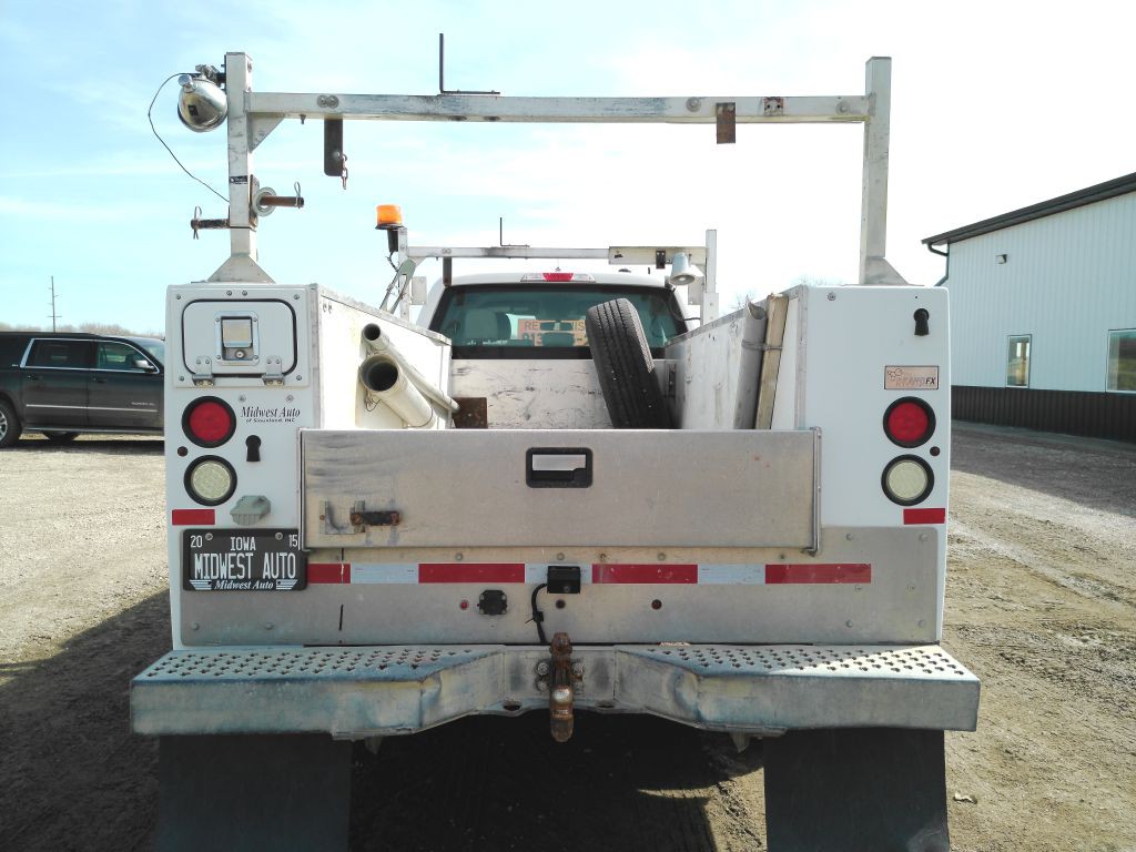 2017 Ford F-350 Image 4