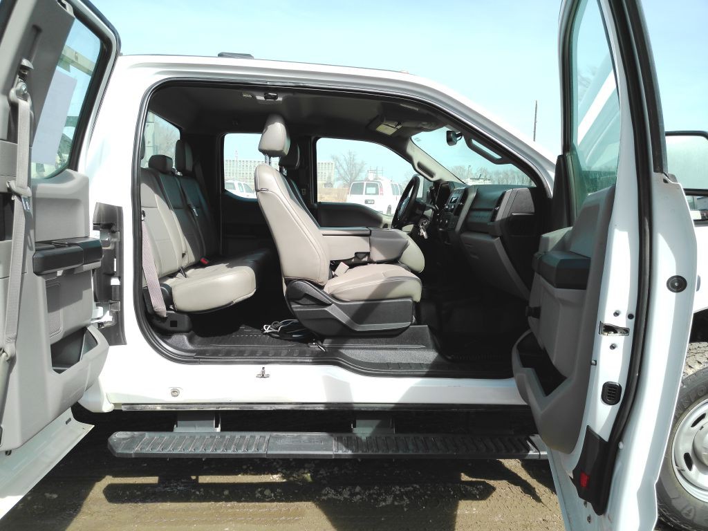 2017 Ford F-350 Image 15