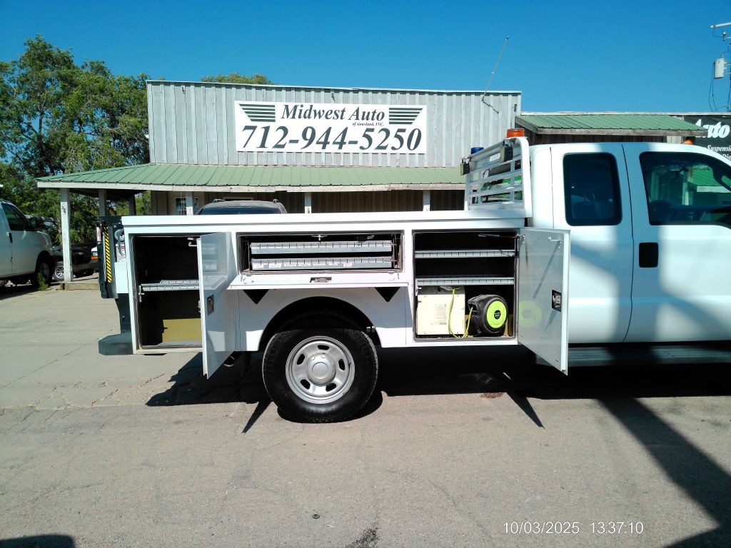 2015 Ford F-350 Image 9