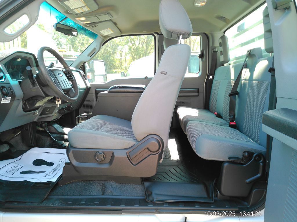 2015 Ford F-350 Image 14