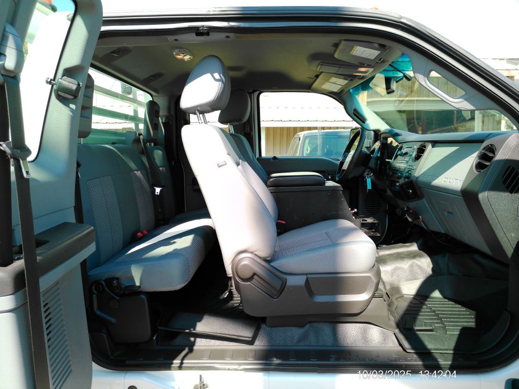 2015 Ford F-350 Image 16