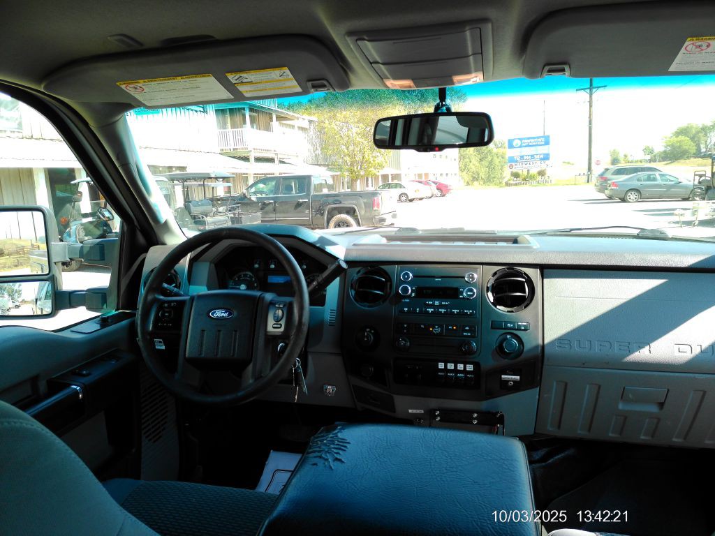 2015 Ford F-350 Image 17