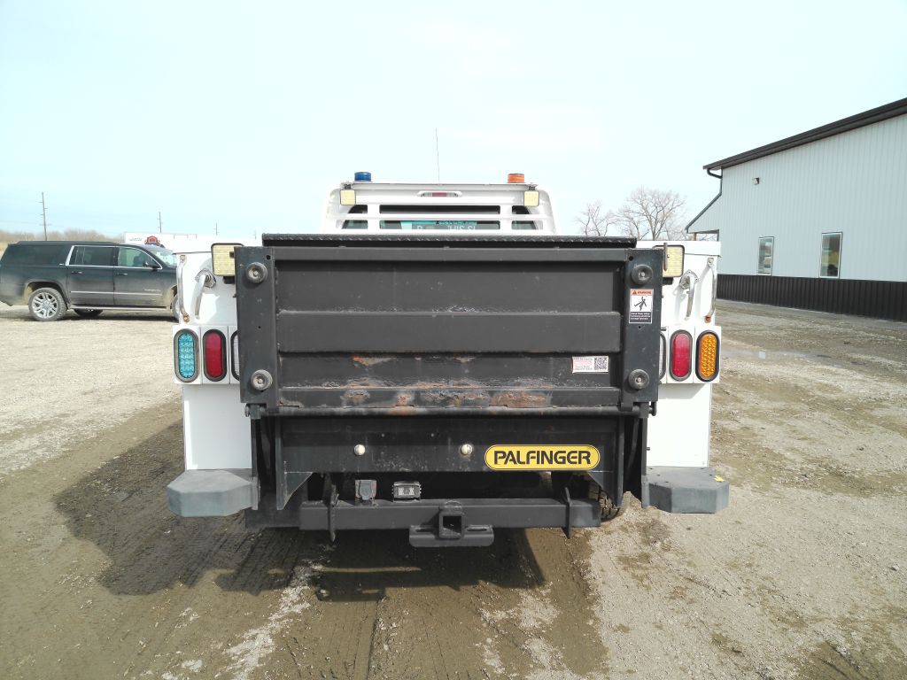 2015 Ford F-350 Image 4