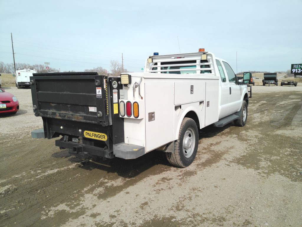 2015 Ford F-350 Image 5