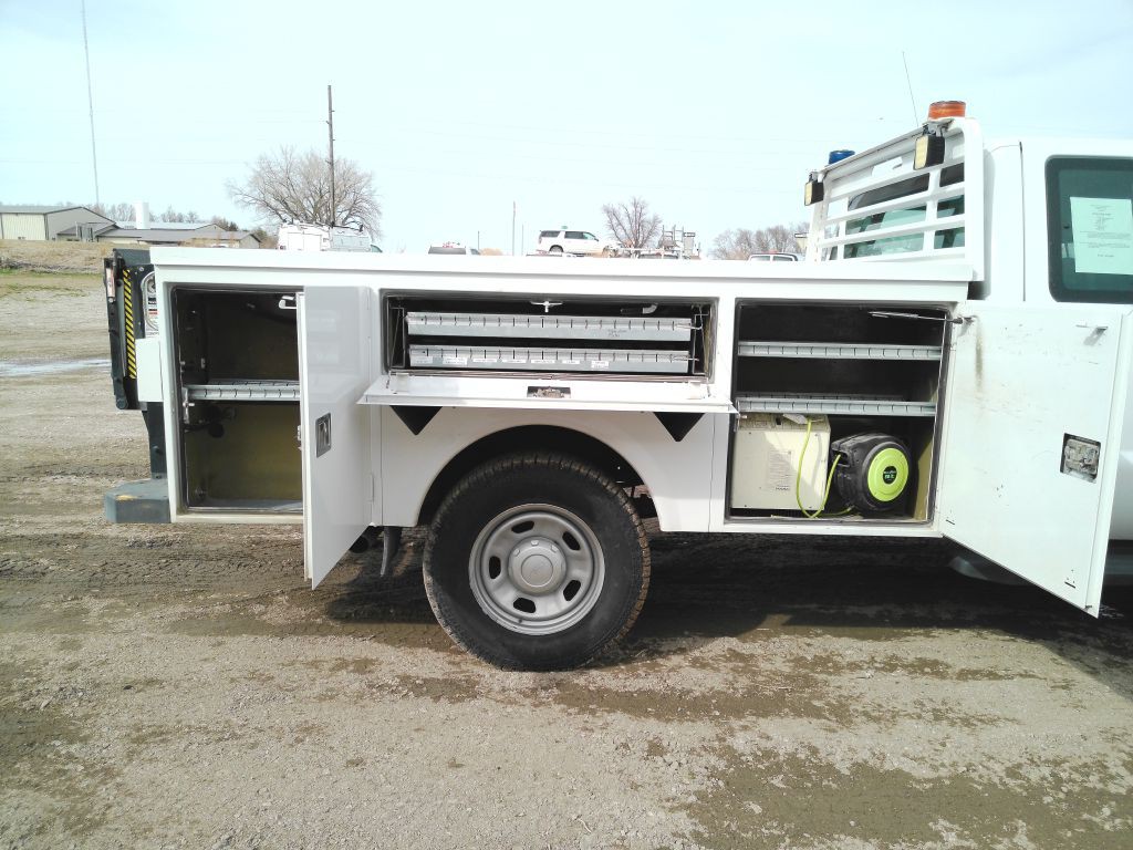 2015 Ford F-350 Image 16