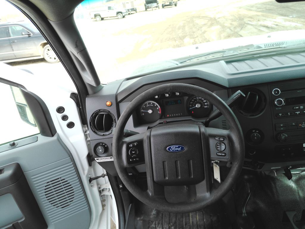 2015 Ford F-350 Image 17