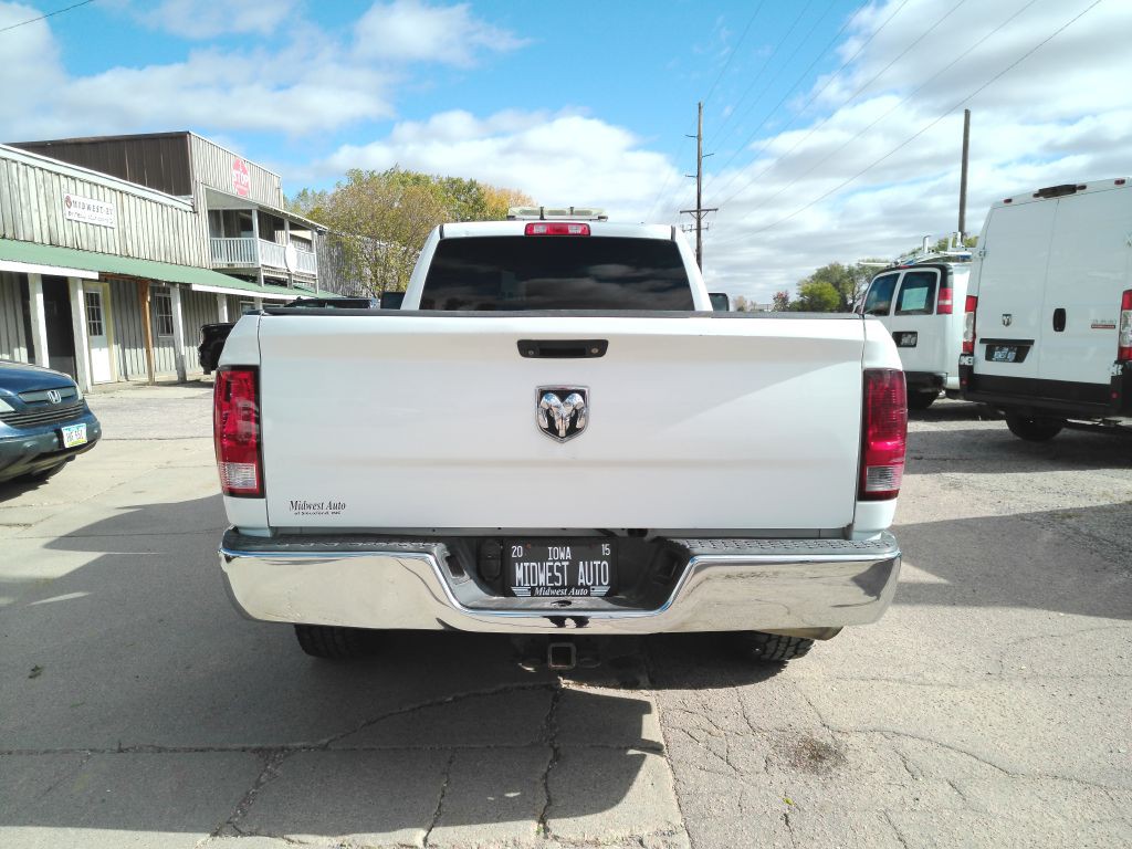 2015 RAM 1500 Image 4