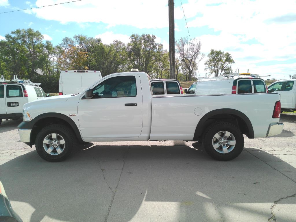 2015 RAM 1500 Image 6