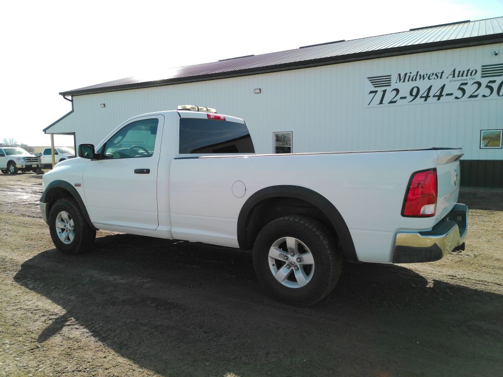 2015 RAM 1500 Image 3
