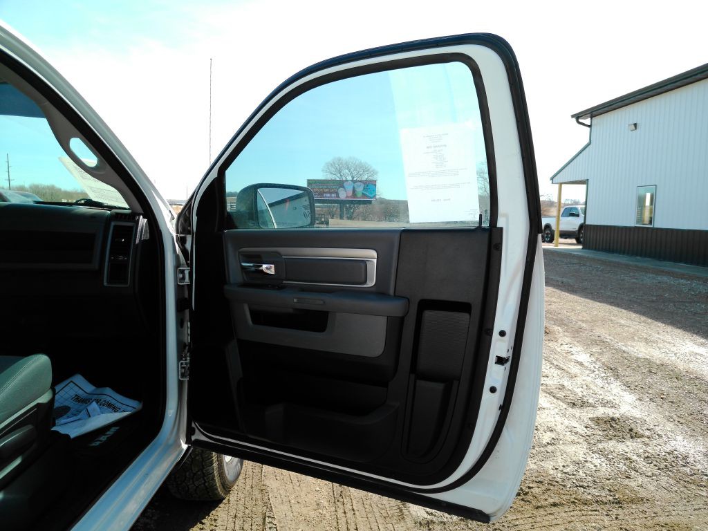 2015 RAM 1500 Image 11
