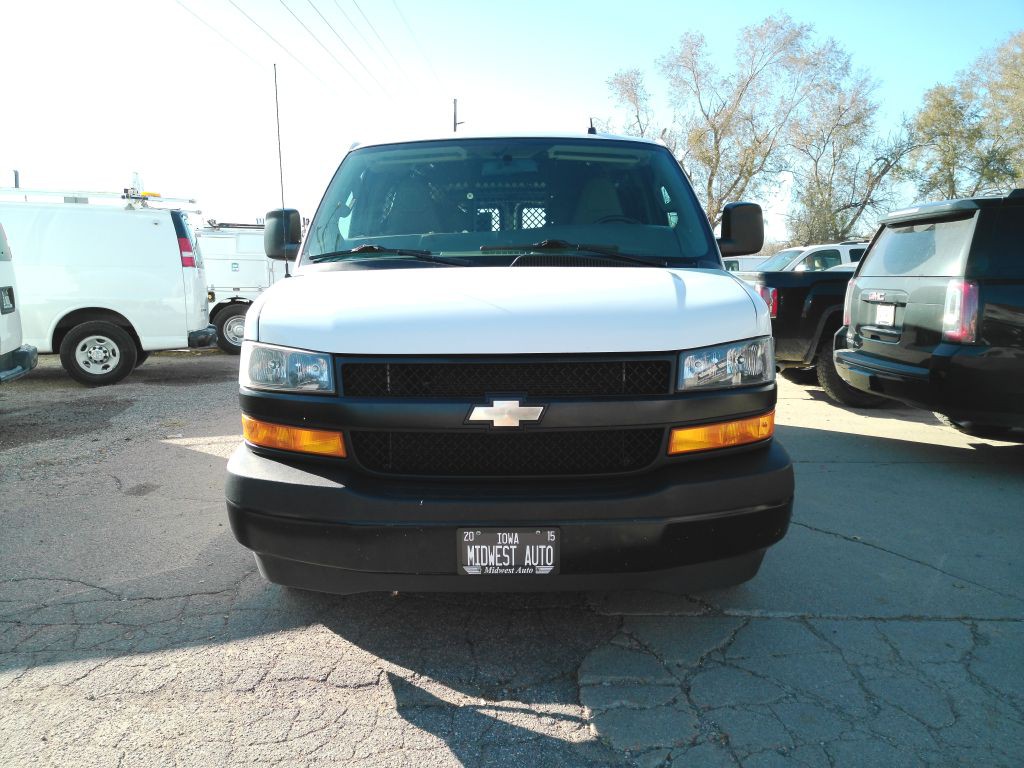 2019 Chevrolet Express Image 7