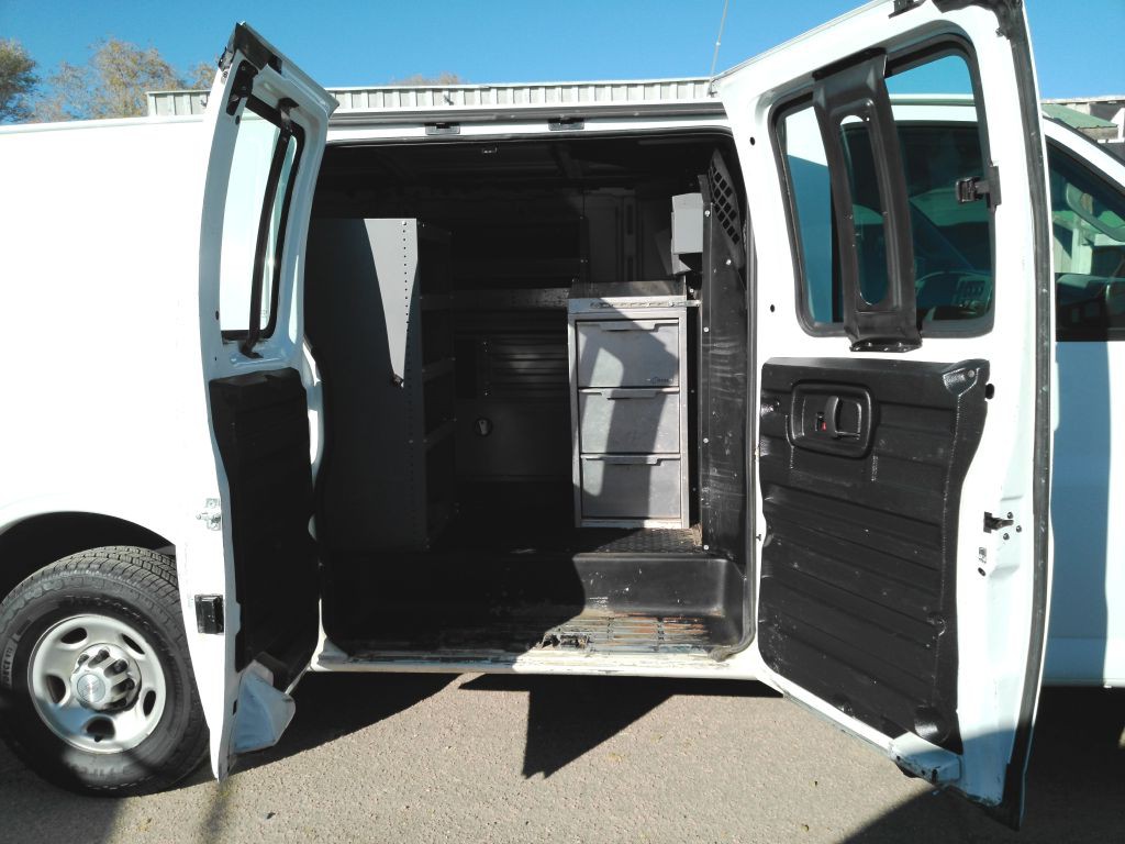 2019 Chevrolet Express Image 12