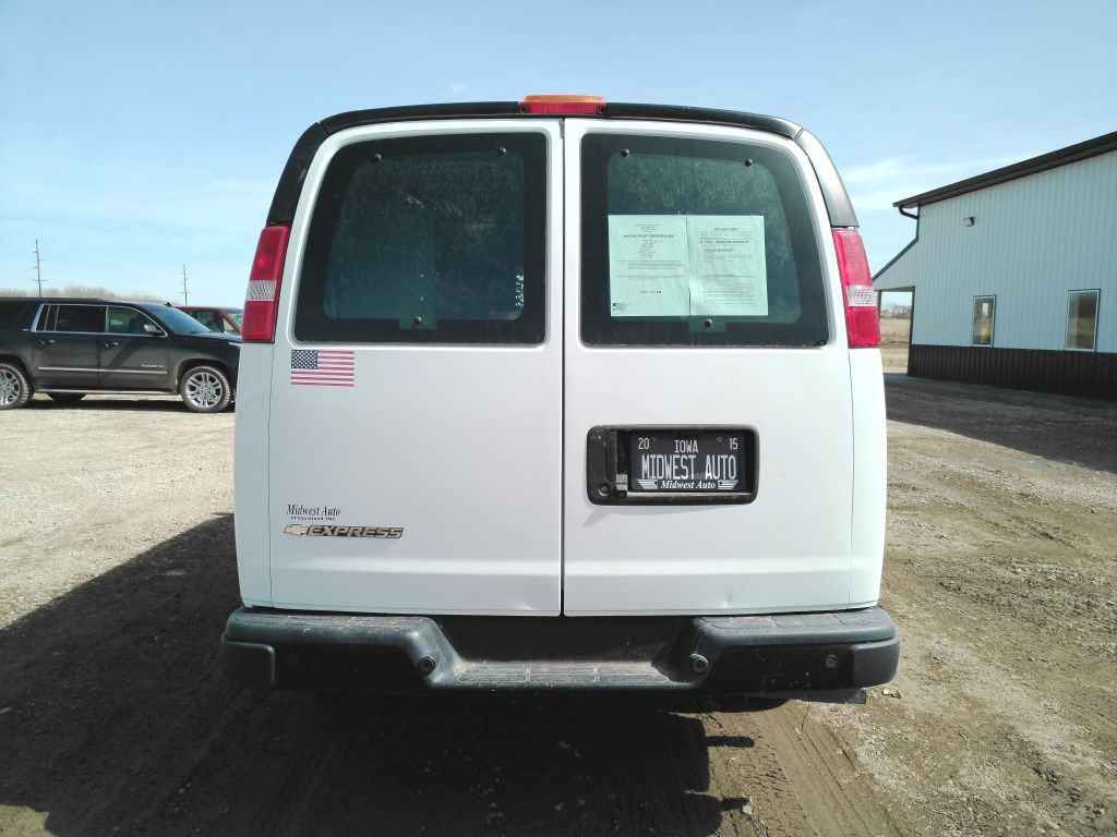 2019 Chevrolet Express Image 4