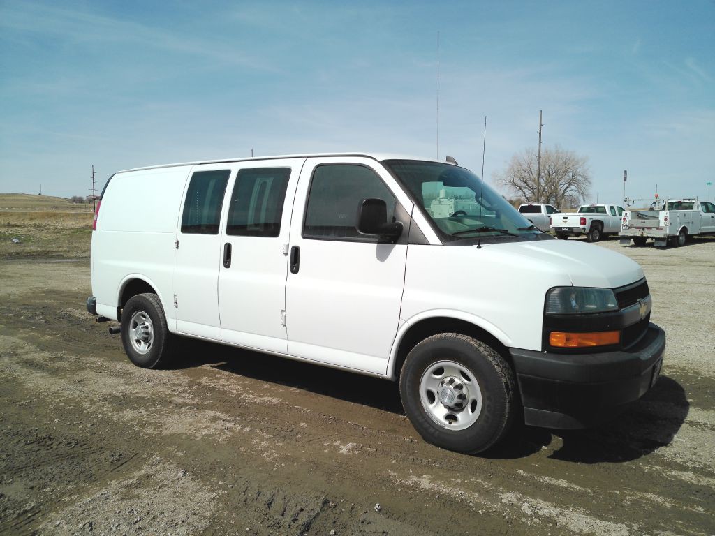 2019 Chevrolet Express Image 6
