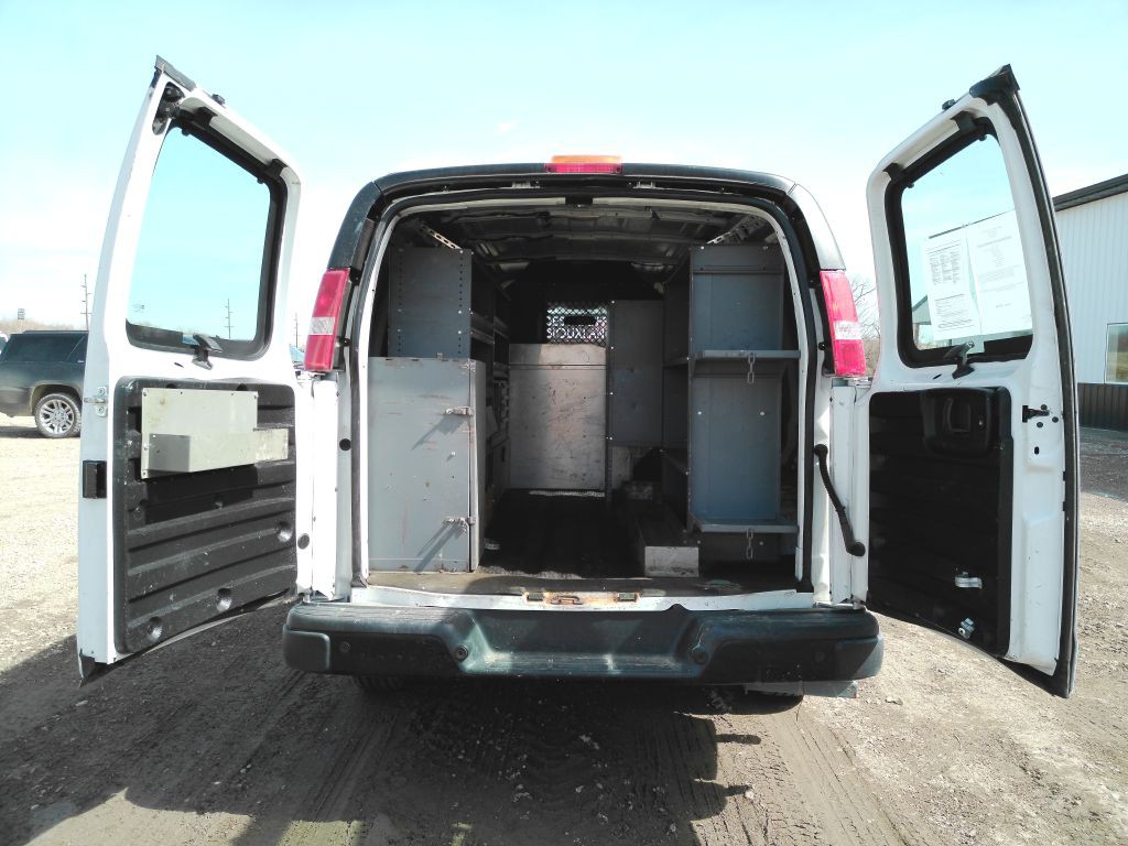 2019 Chevrolet Express Image 13