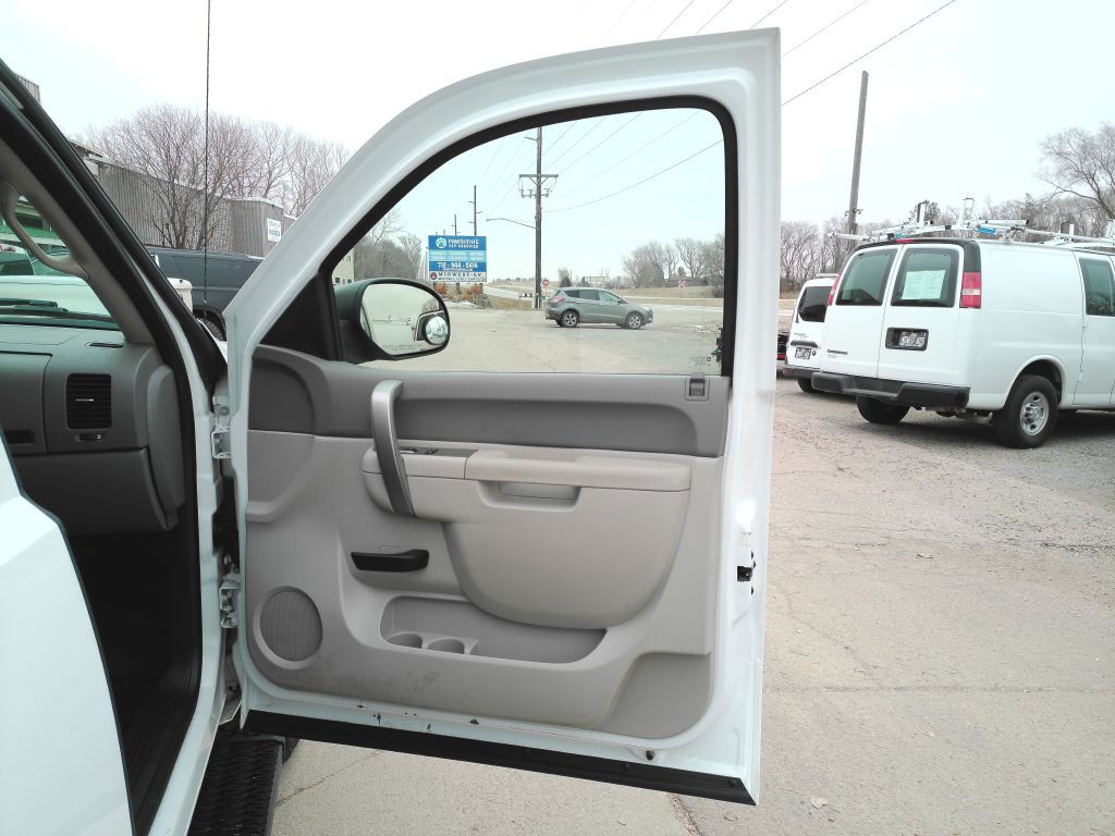 2013 Chevrolet Silverado 1500 Image 12