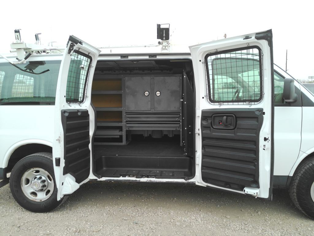 2007 Chevrolet Express Image 13