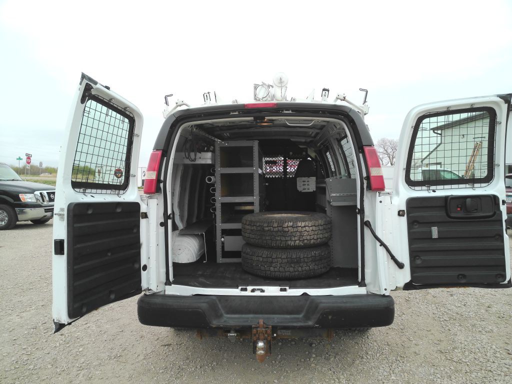 2007 Chevrolet Express Image 15