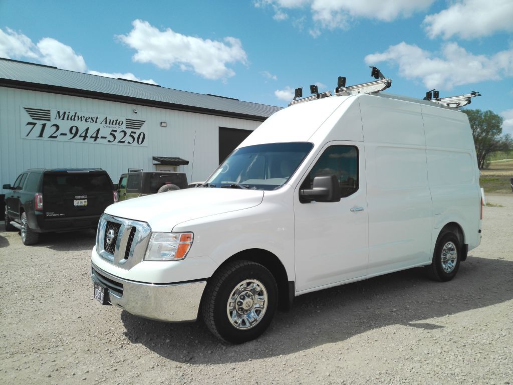2018 Nissan NV Image 1