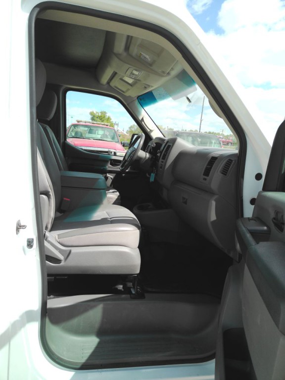 2018 Nissan NV Image 12