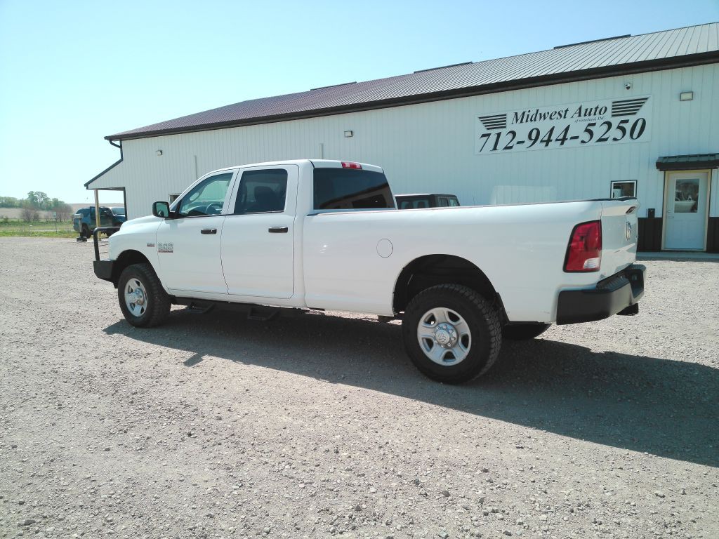 2014 RAM 2500 Image 3