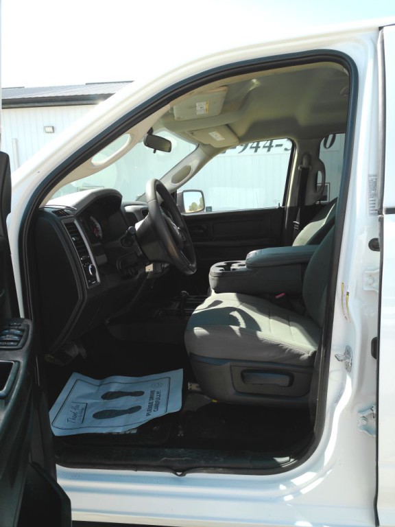2014 RAM 2500 Image 10