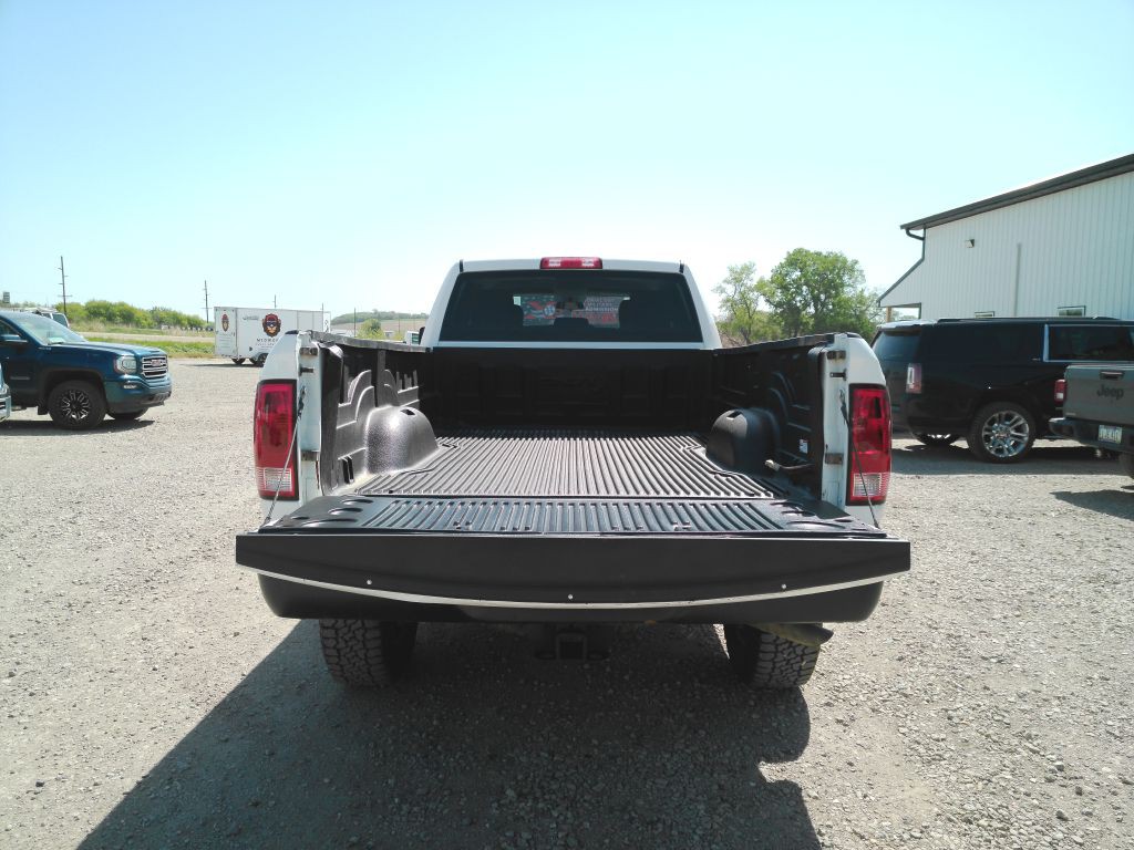 2014 RAM 2500 Image 17