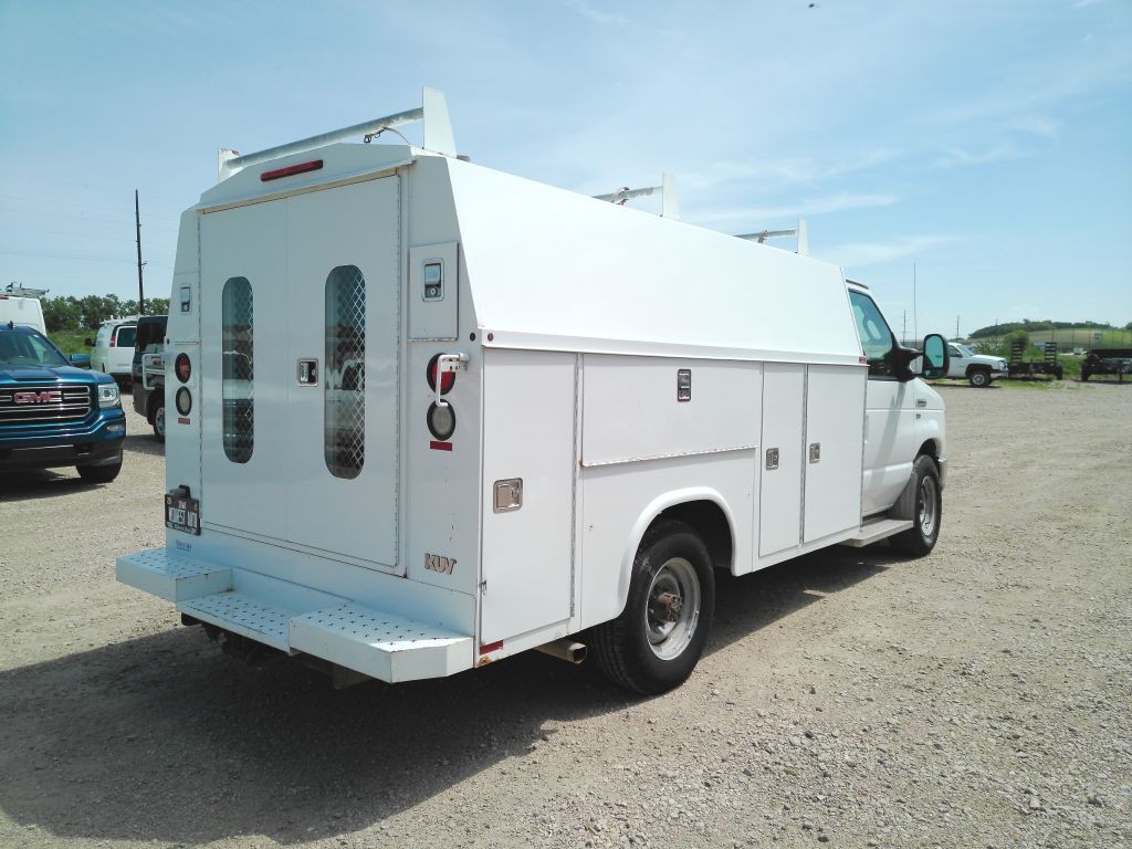 2012 Ford Econoline Image 5