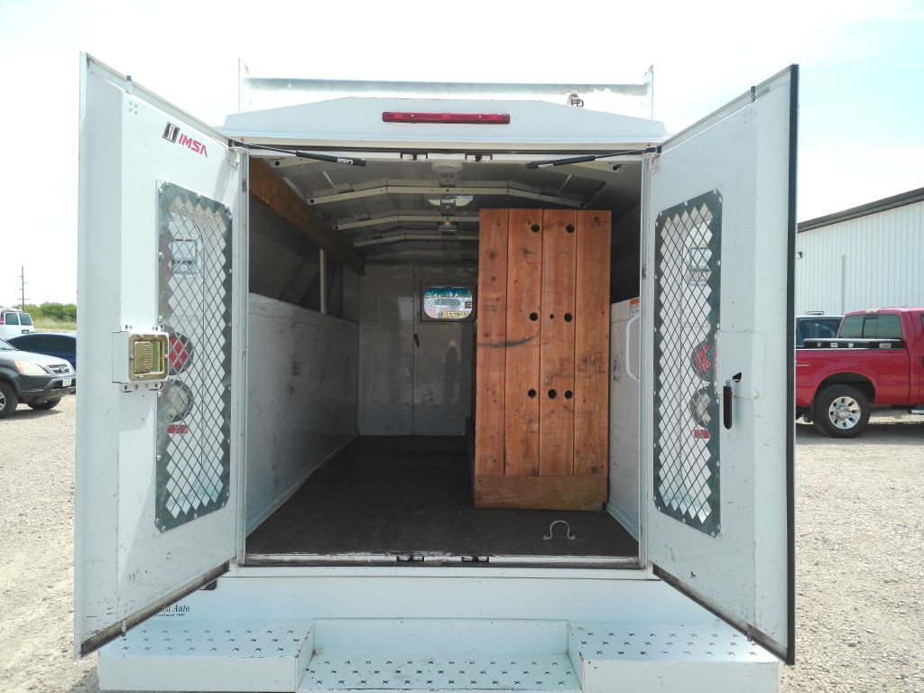 2012 Ford Econoline Image 15