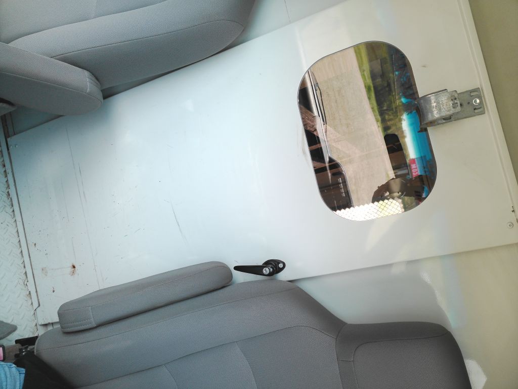 2012 Ford Econoline Image 21