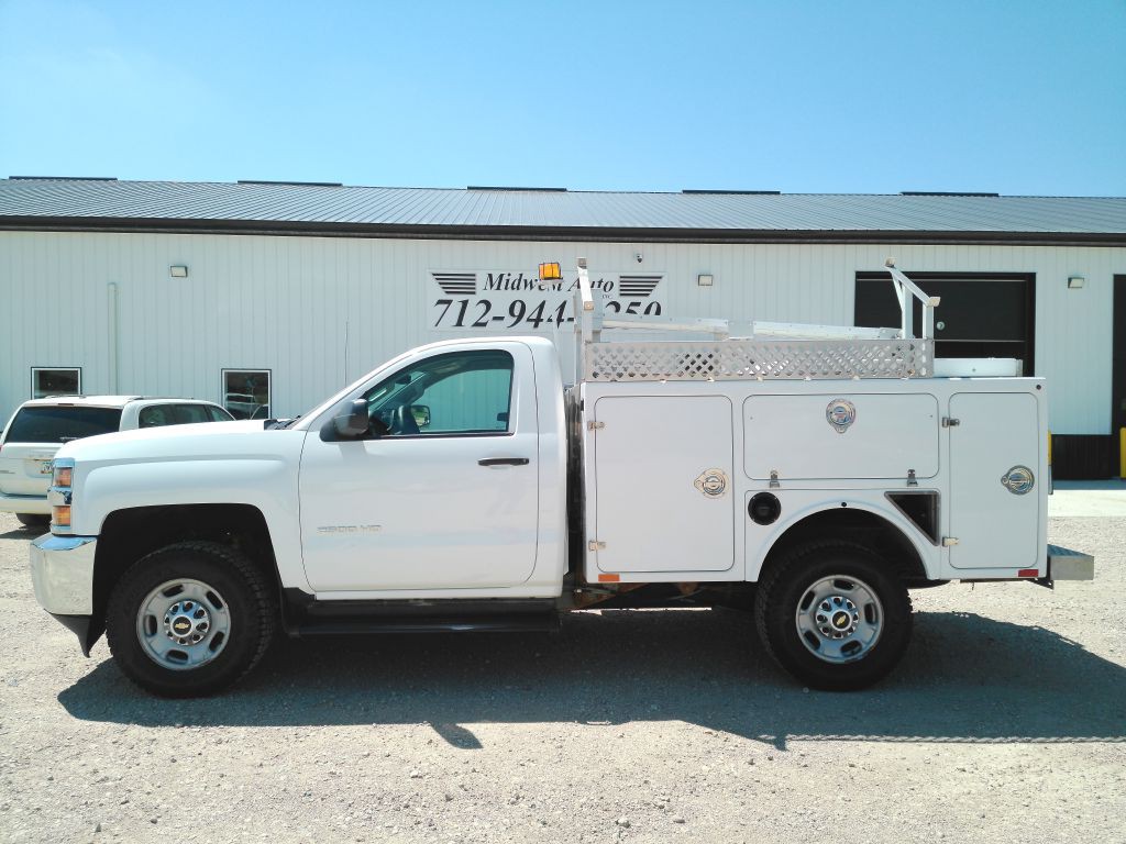 2015 Chevrolet Silverado 1500 Image 2