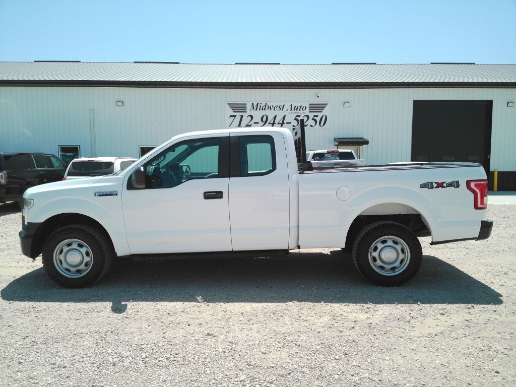 2017 Ford F-150 Image 2