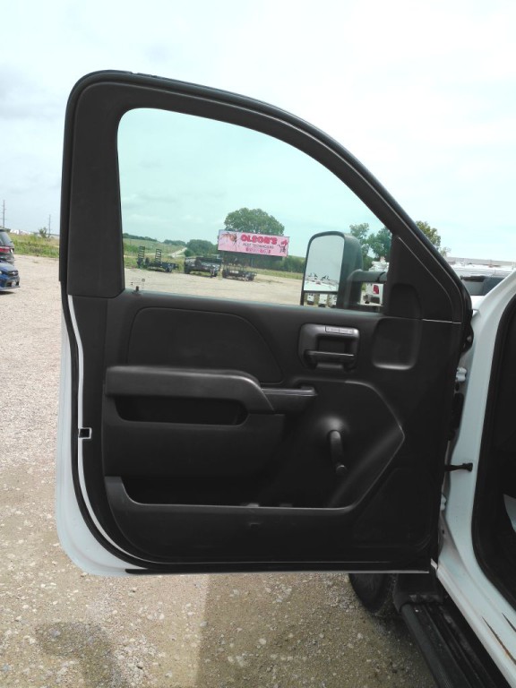 2015 Chevrolet Silverado 1500 Image 9