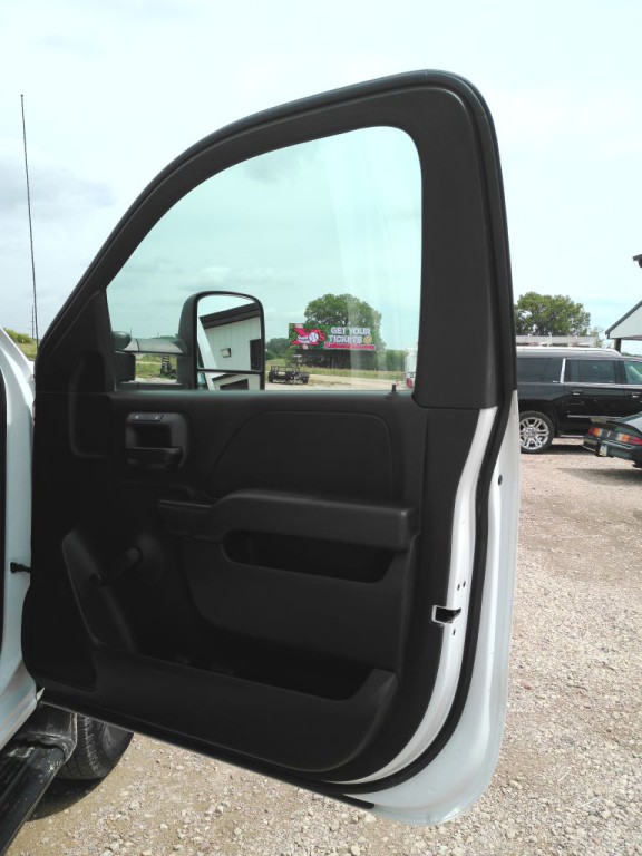 2015 Chevrolet Silverado 1500 Image 11