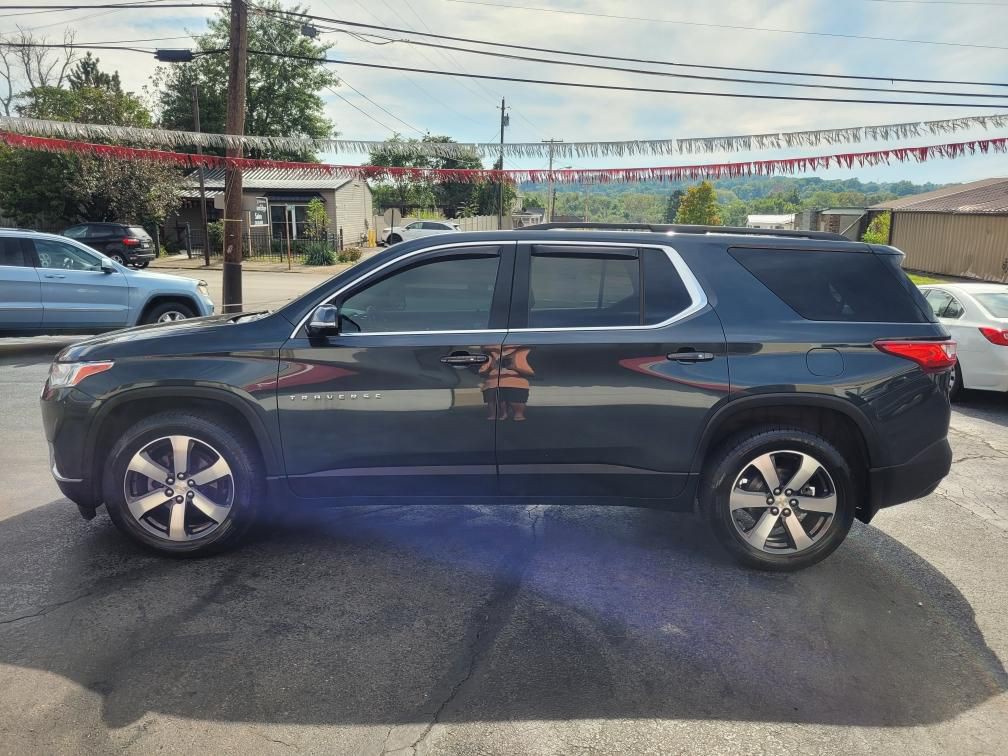 2019 Chevrolet Traverse Image 2