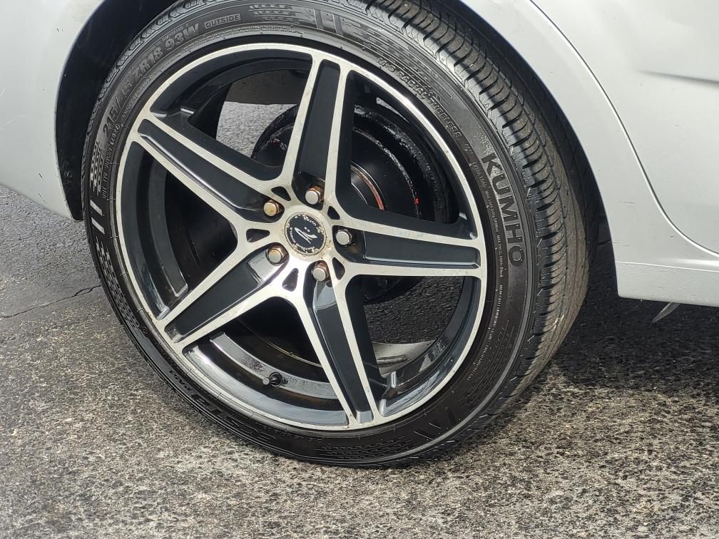 2014 Chevrolet Sonic Image 5