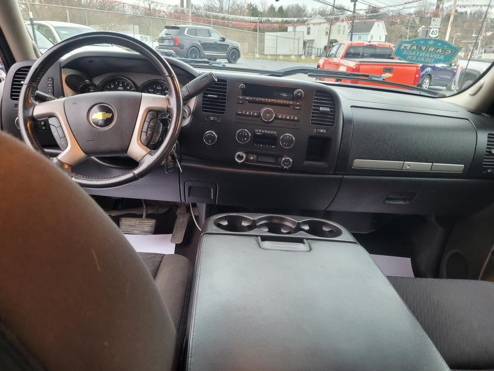 2011 Chevrolet Silverado 1500 Image 4