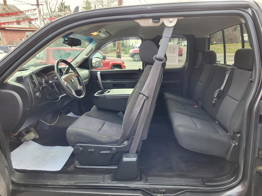 2011 Chevrolet Silverado 1500 Image 8