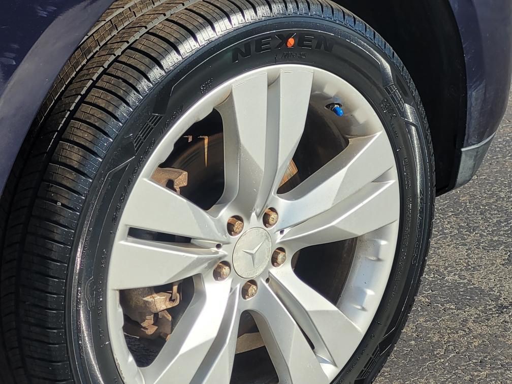 2011 Mercedes-Benz M-Class Image 5