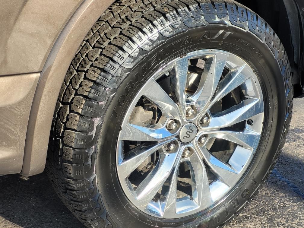 2015 Ford F-150 Image 5